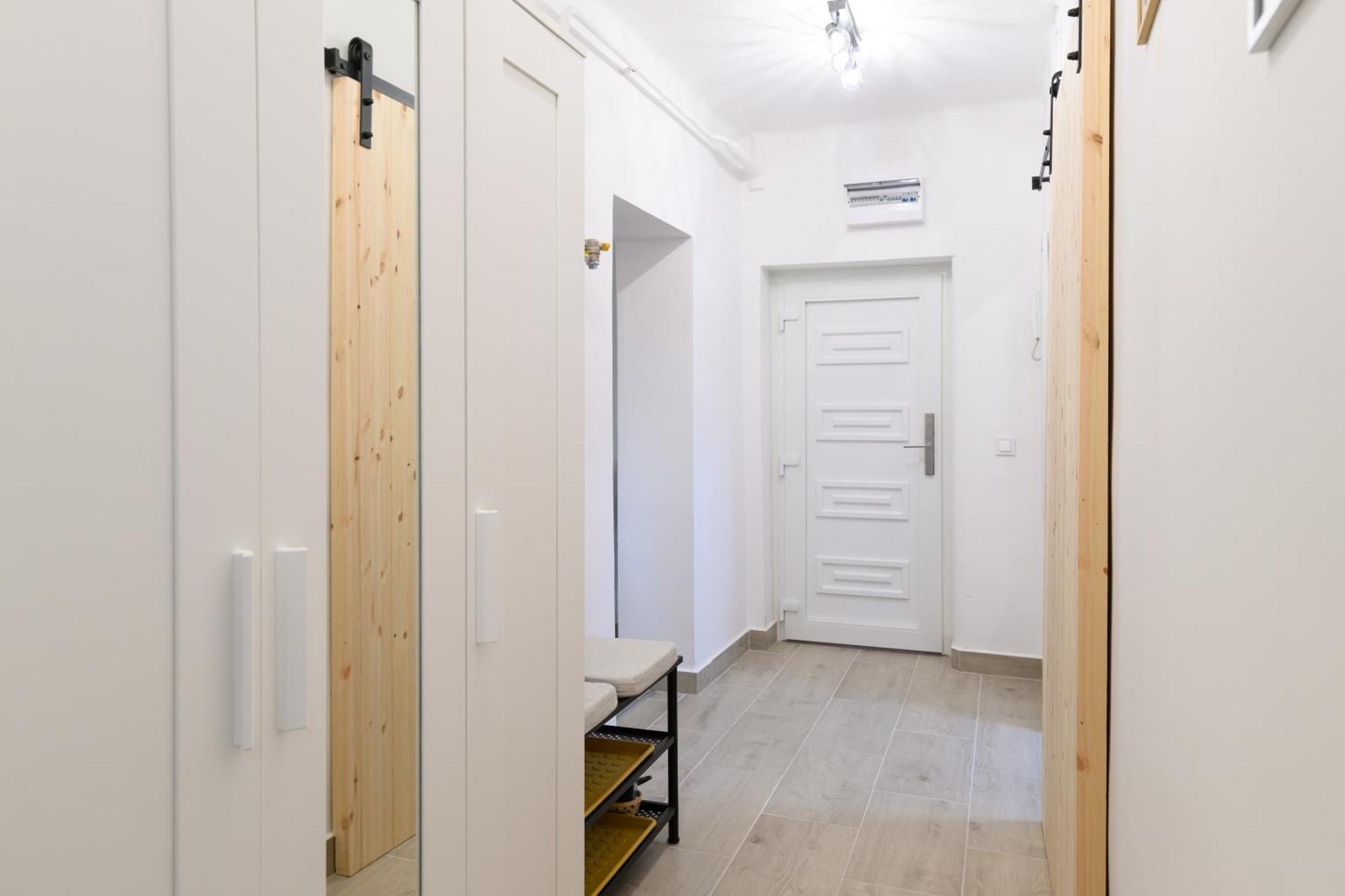 Zentrea Apartman Eger Exterior photo